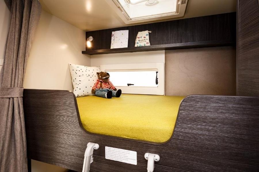 ホテル Camper Met Sauna En Zwembad In De Rand Van De Vlaamse Ardennen Haaltert エクステリア 写真