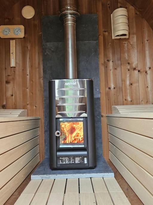 ホテル Camper Met Sauna En Zwembad In De Rand Van De Vlaamse Ardennen Haaltert エクステリア 写真